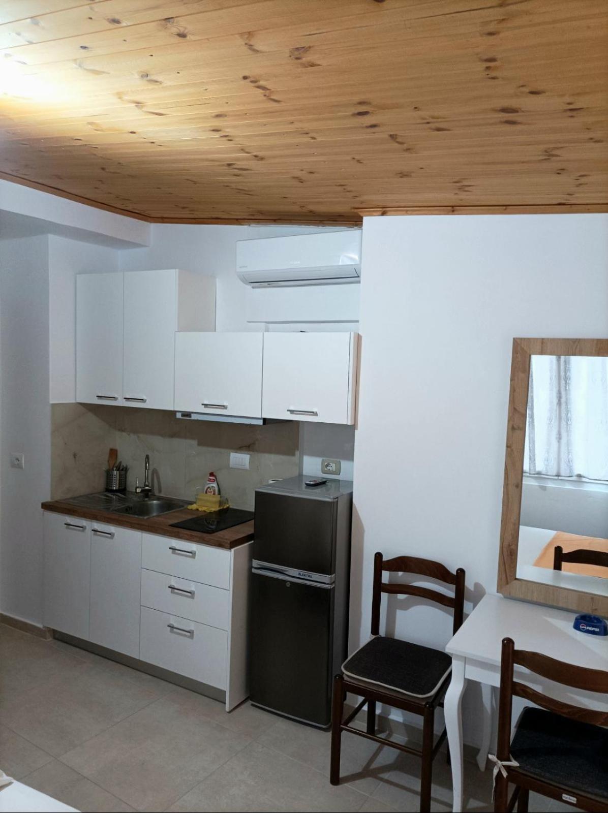 Villa Mihal Apartments Ksamil Buitenkant foto